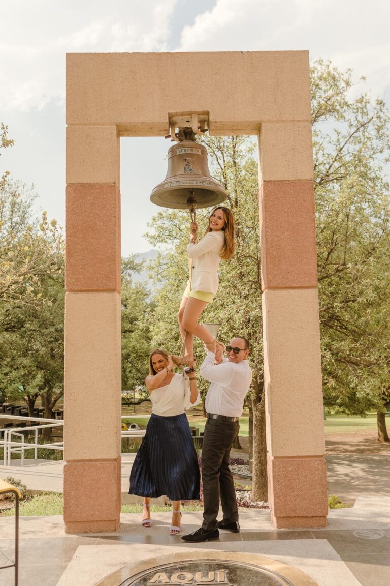 Udem Grads Reduced-10