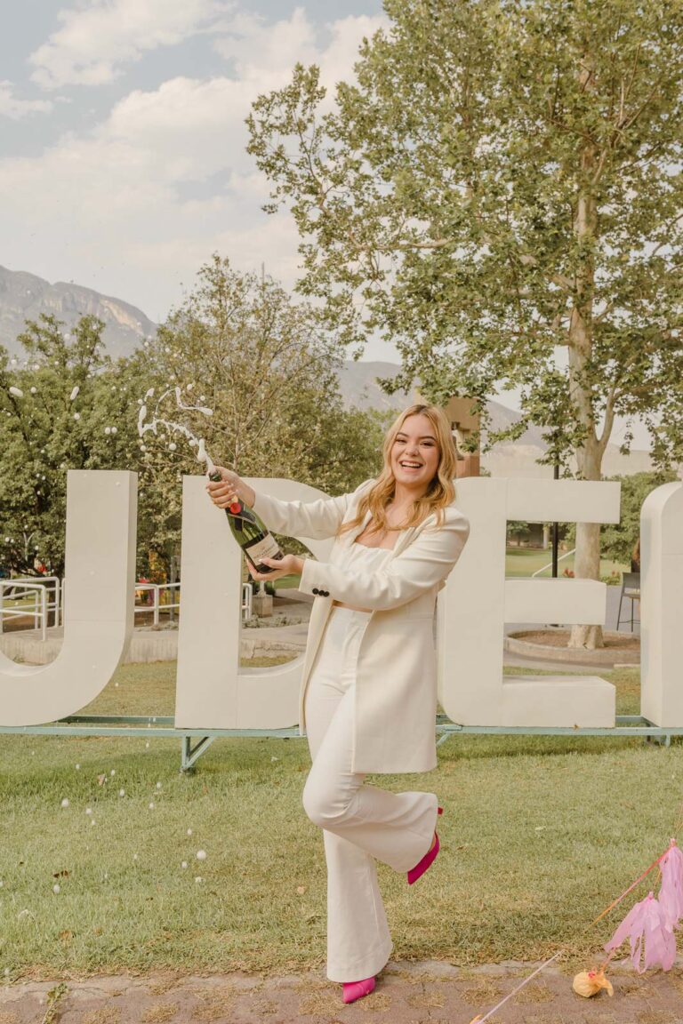 Udem Grads Reduced-12