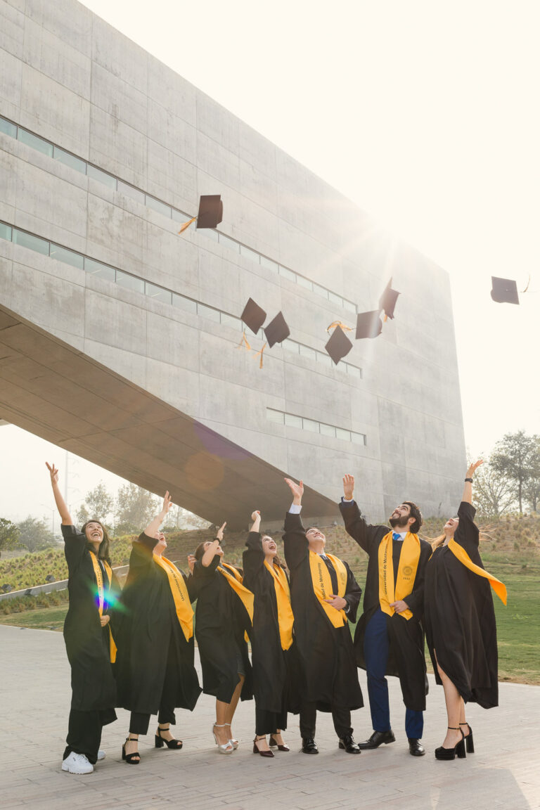 Udem Grads Reduced-24