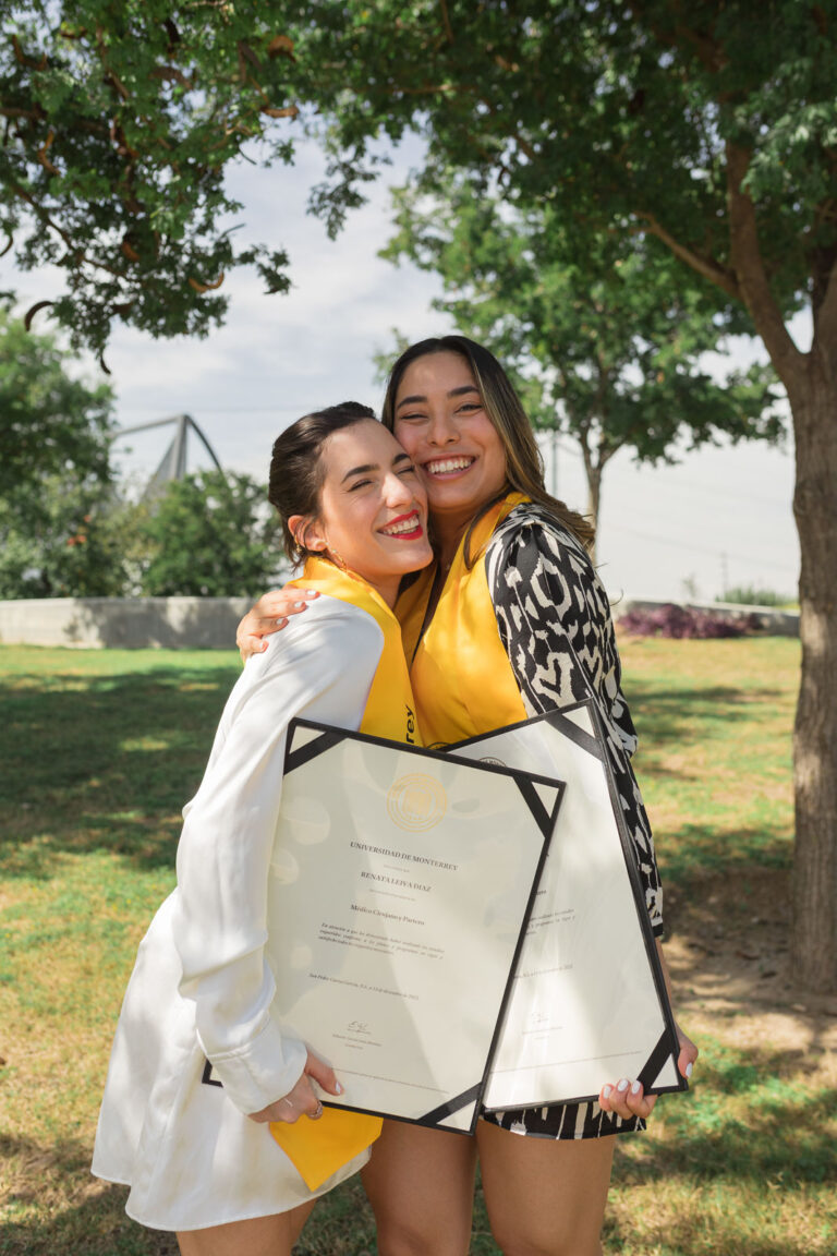 Udem Grads Reduced-29