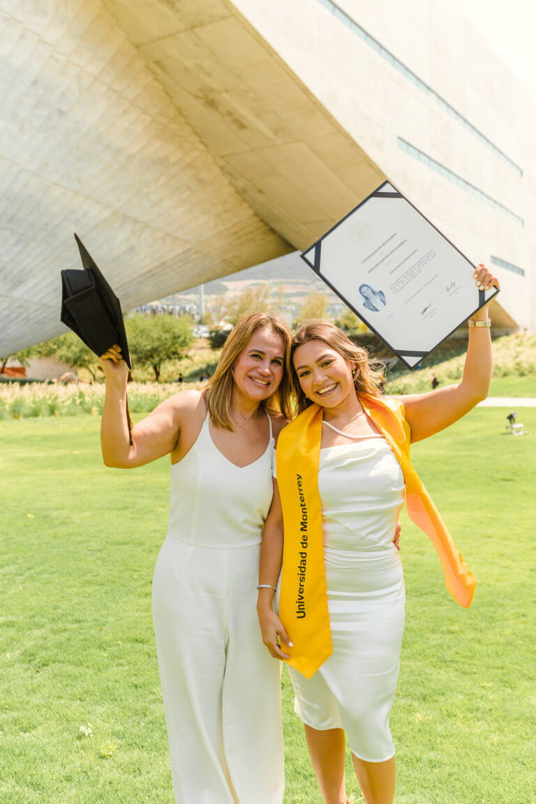 Udem Grads Reduced-47