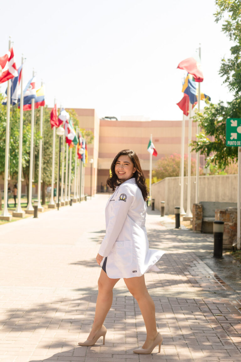 Udem Grads Reduced-50